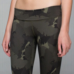 Lululemon Wunder Under Pant *Full-On Luon Palm Party Fatigue Green Black